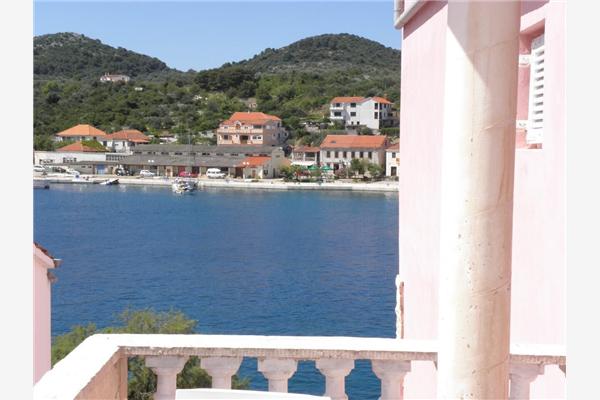 Apartment A5, for 3 persons