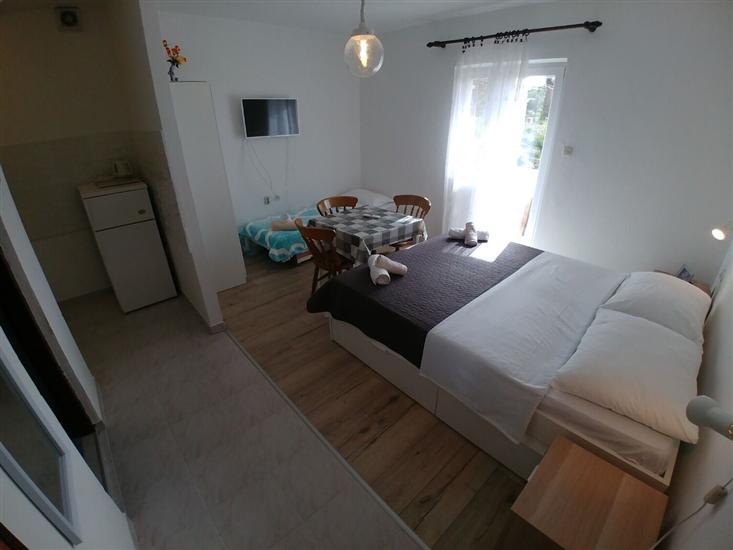 Apartment A5, for 3 persons