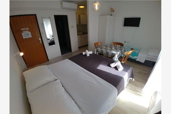 Apartment A5, for 3 persons