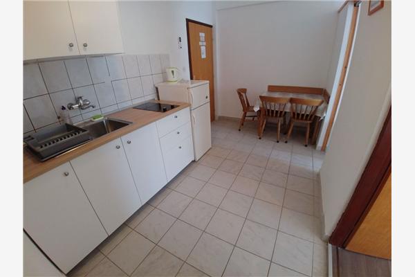 Apartment A6, for 4 persons