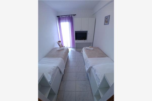 Apartment A7, for 4 persons