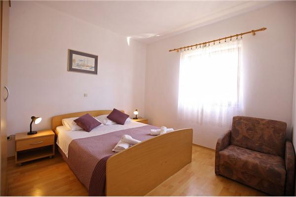 Apartment A4, for 3 persons
