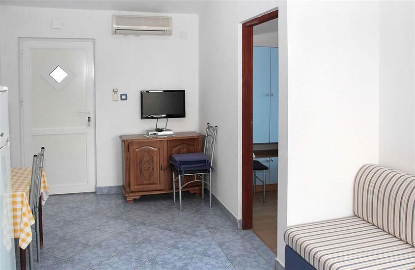 Apartment A4, for 4 persons