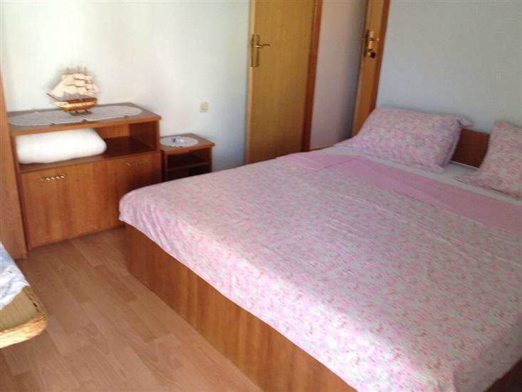 Apartment A5, for 6 persons