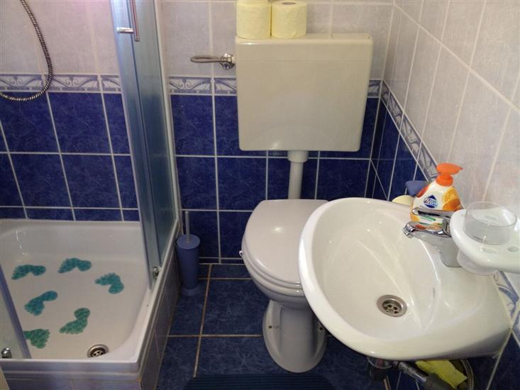 Apartment A5, for 6 persons