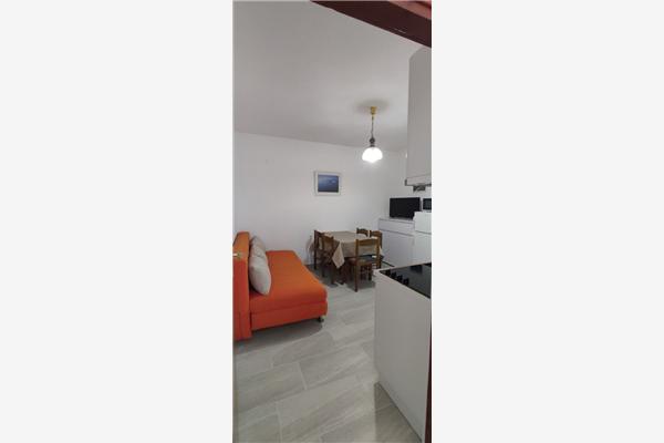 Apartment A2, for 5 persons