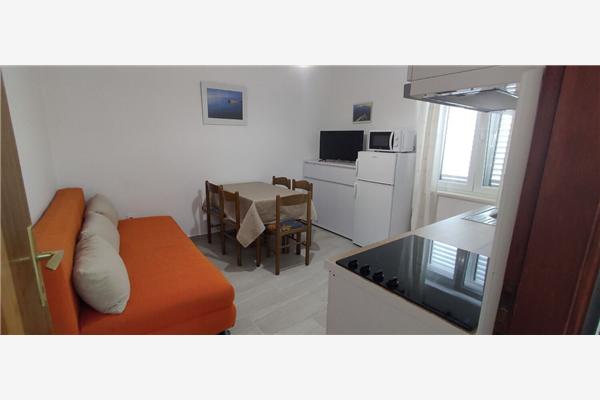 Apartment A2, for 5 persons
