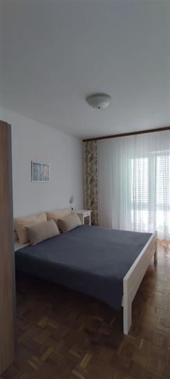 Apartment A2, for 5 persons