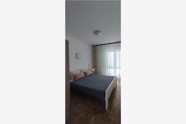 Apartment A2, for 5 persons