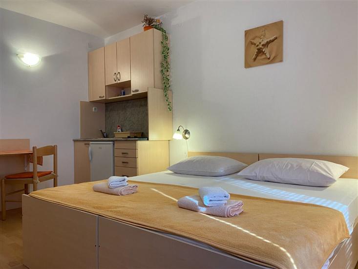 Apartment A5, for 2 persons