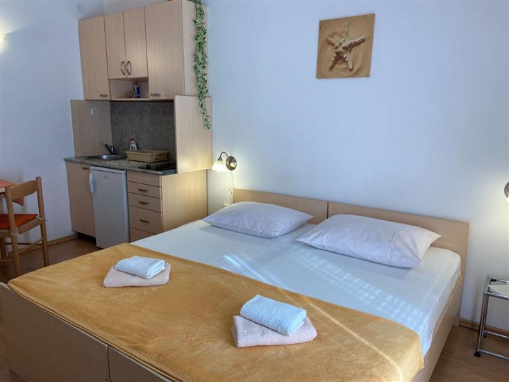 Apartment A5, for 2 persons
