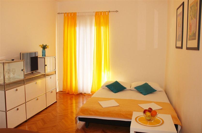 Apartment A4, for 4 persons