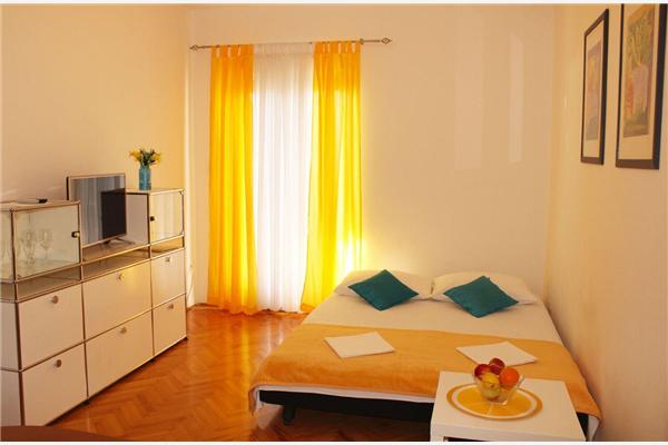 Apartment A4, for 4 persons