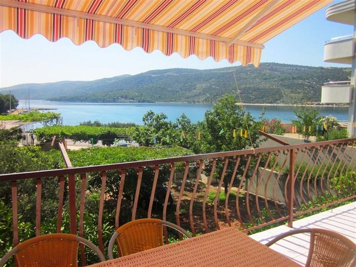Apartment A3, for 9 persons