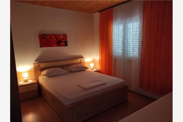 Apartment A3, for 9 persons