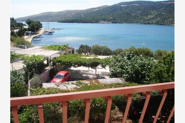 Apartment A4, for 4 persons