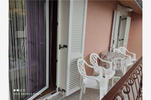 Apartment A4, for 4 persons