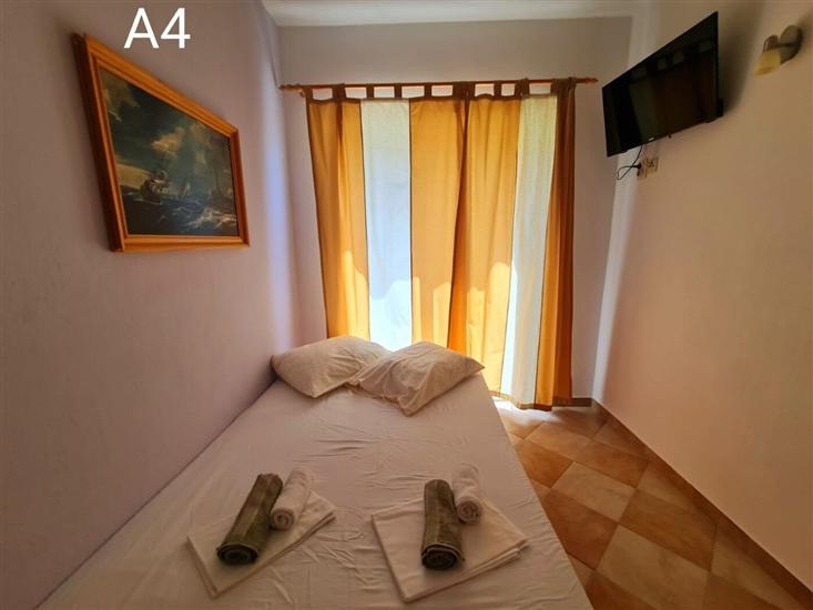 Apartment A4, for 4 persons