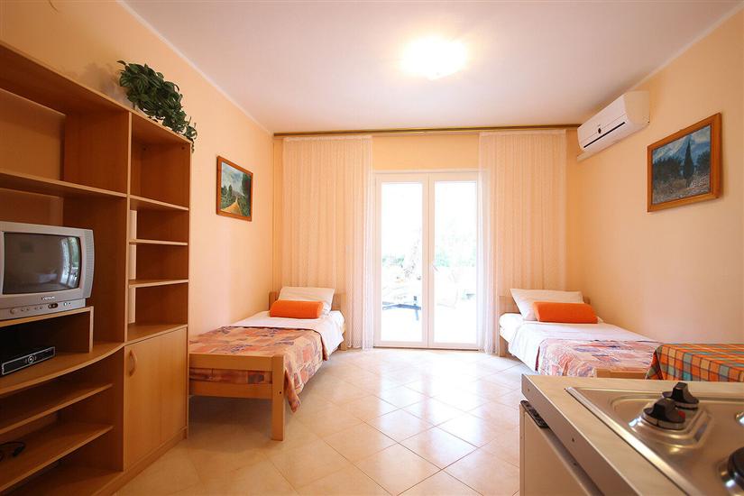 Apartment A2, for 3 persons