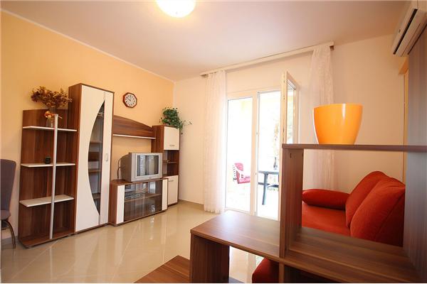 Apartment A4, for 3 persons