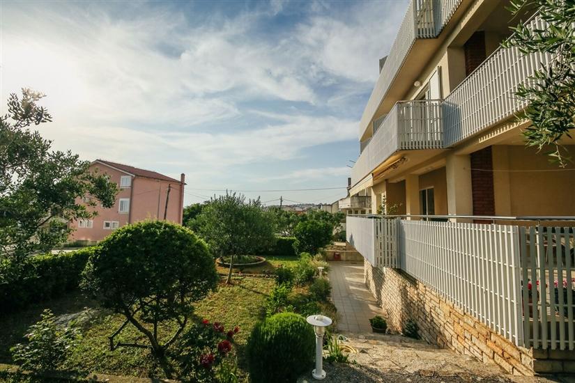 Apartments and Rooms Ivan