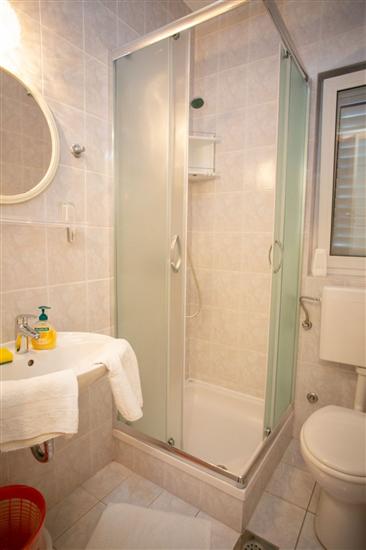 Room S1, for 2 persons