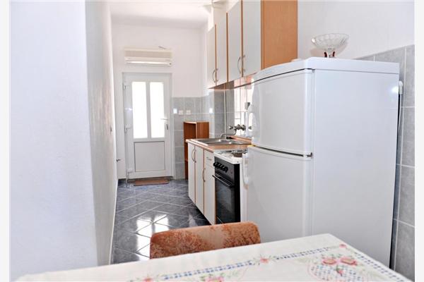 Apartment A2, for 6 persons