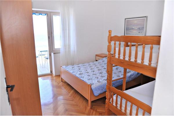 Apartment A2, for 6 persons