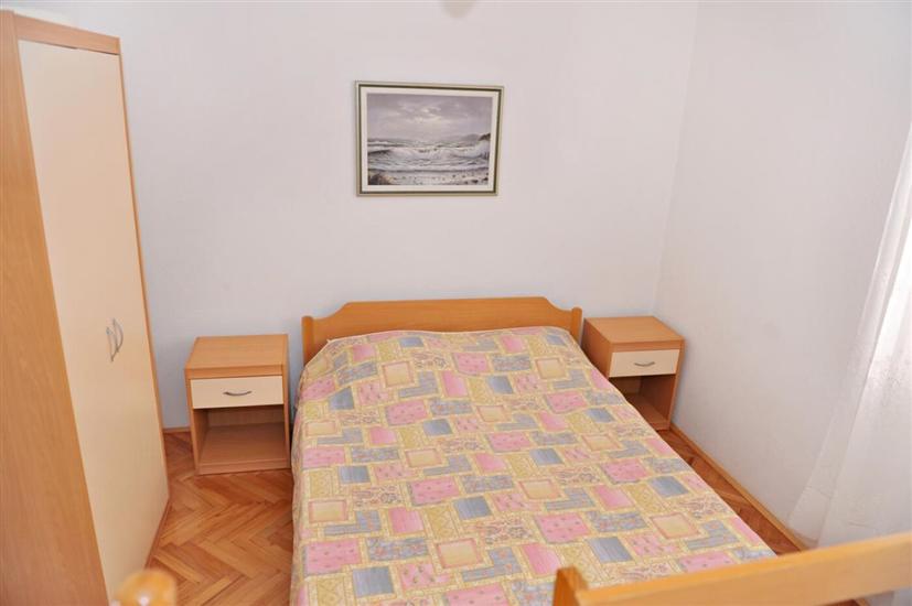 Apartment A2, for 6 persons
