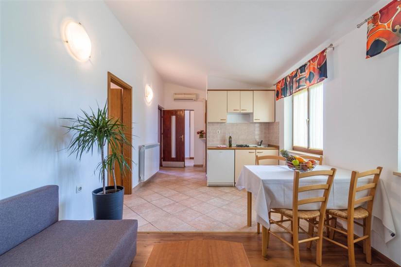Apartment A2, for 5 persons