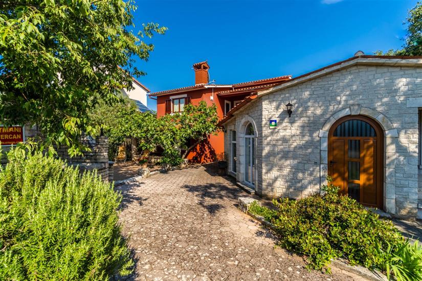 Apartment A3, for 5 persons