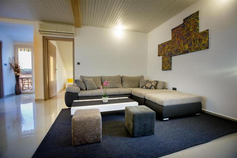Apartment A3, for 6 persons