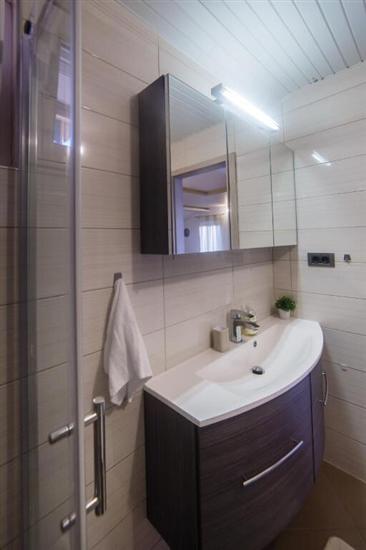 Apartment A3, for 6 persons