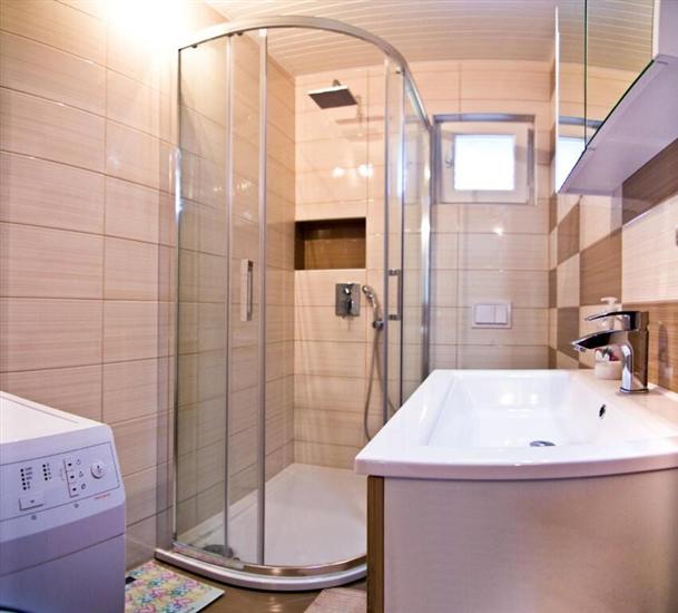 Apartment A3, for 6 persons