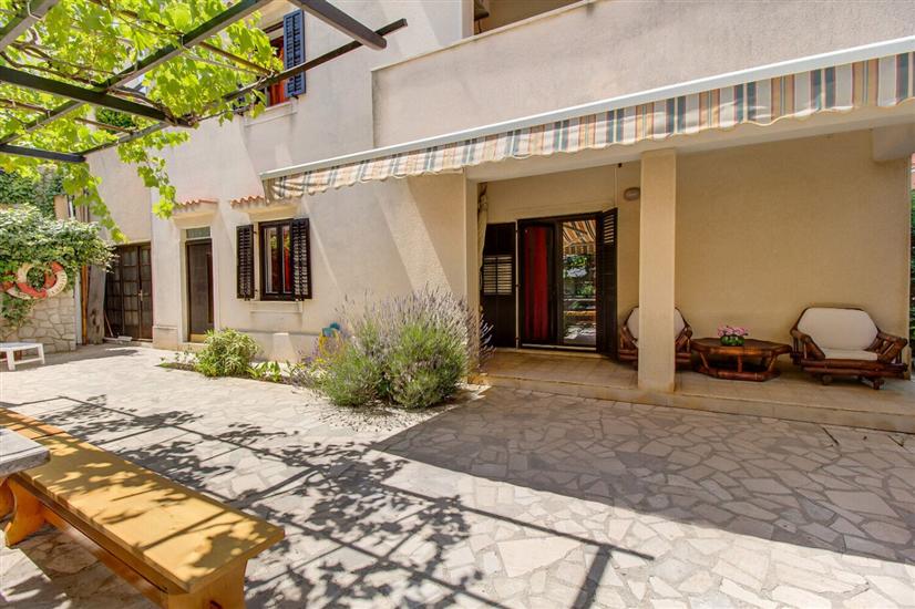 Apartment A1, for 4 persons