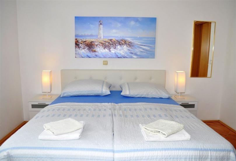 Apartment A4, for 3 persons