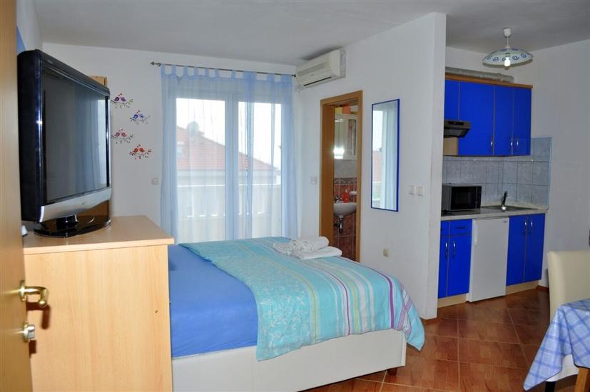 Apartment A5, for 3 persons