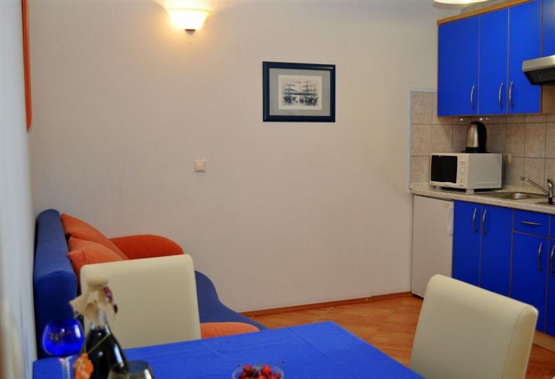 Apartment A6, for 3 persons