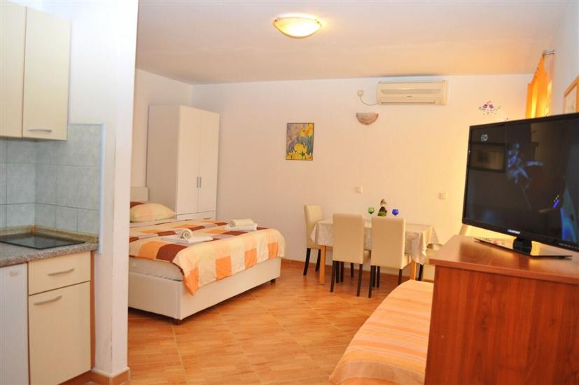 Apartment A3, for 3 persons