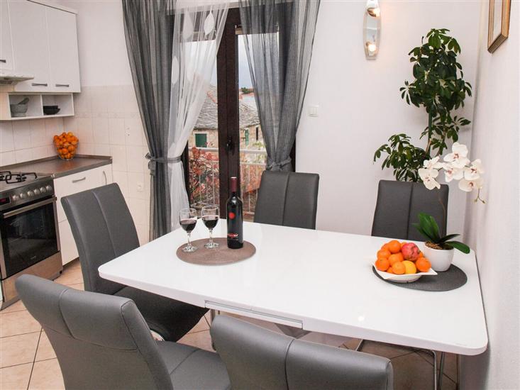 Apartment A1, for 4 persons