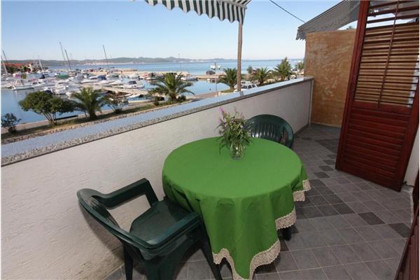 Apartment A1, for 4 persons