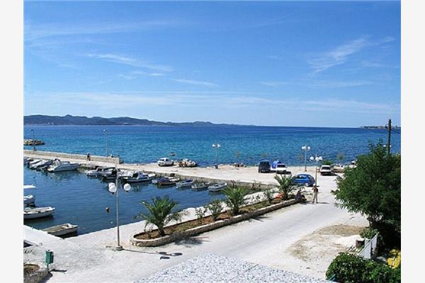 Apartment A4, for 5 persons