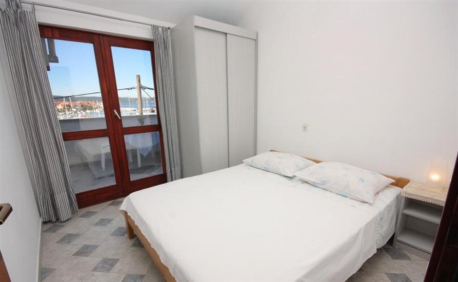 Apartment A4, for 5 persons