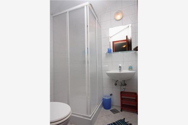 Apartment A4, for 5 persons