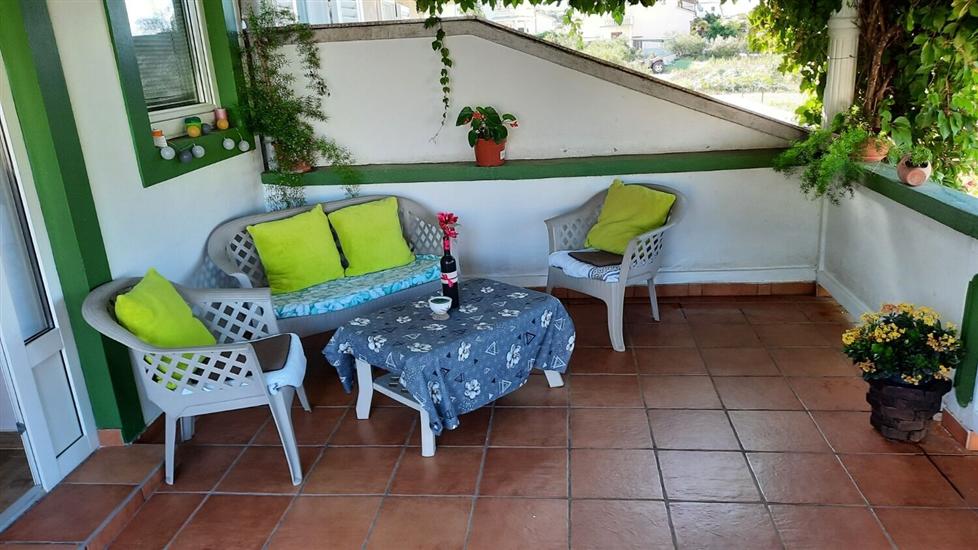 Apartment A1, for 5 persons