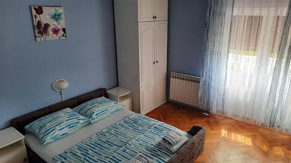 Apartment A1, for 9 persons