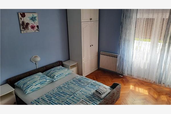 Apartment A1, for 9 persons