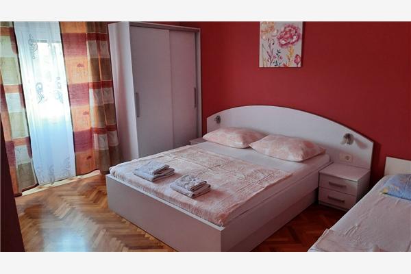 Apartment A1, for 9 persons