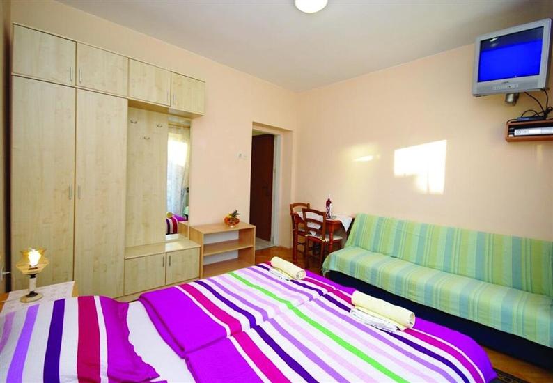Apartment A6, for 3 persons