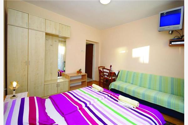 Apartment A6, for 3 persons